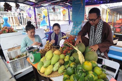 Sức hút sản phẩm du lịch từ tài nguyên văn hóa bản địa