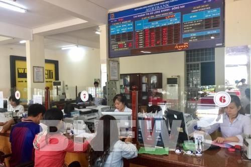Chuyển tiền thanh toán viện phí chữa bệnh ở nước ngoài cần giấy tờ gì?