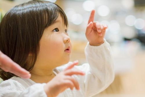 Phương pháp đa giác quan lại khơi dậy trí thông minh của trẻ