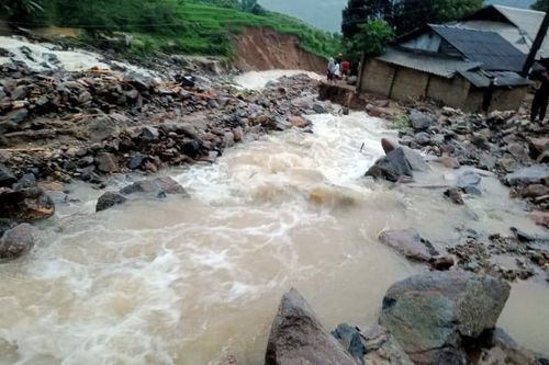 Huyện Than Uyên - Lai Châu: Mưa lũ khiến 4 người tử vong, 3 người bị thương