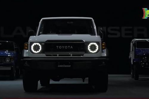 14 thế hệ Toyota Land Cruiser xuất hiện cùng một sân khấu
