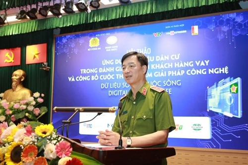 'Ứng dụng cơ sở dữ liệu quốc gia về dân cư trong đánh giá khả tín khách hàng vay'