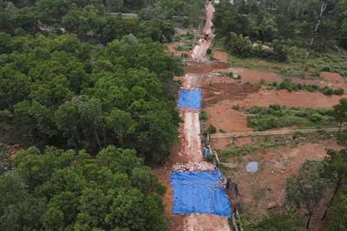 Vụ sạt lở vùi lấp hàng loạt ô tô tại Sóc Sơn: Đường mở ngoài quy hoạch
