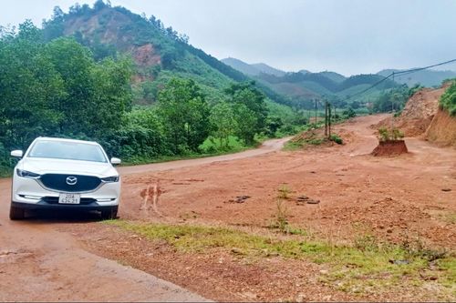 Sớm tháo gỡ vướng mắc để triển khai dự án khu sinh thái Đá Thiên