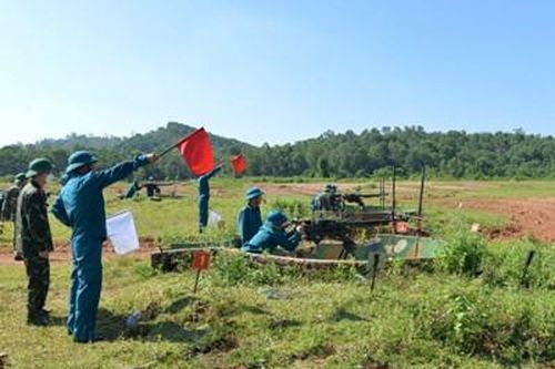 Chiến sĩ dân quân rèn nghiêm, bắn giỏi