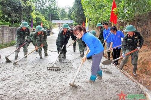 Con đường ấm tình quân dân