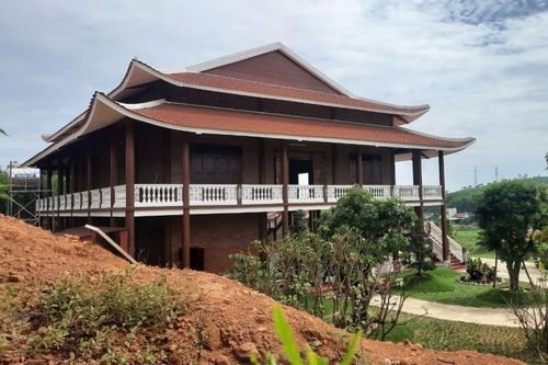 'Biệt phủ' nhà thờ xây dựng trái phép trên đất nông nghiệp
