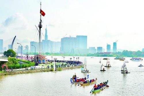 Phát huy lợi thế đô thị sông nước