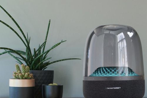 Harman Kardon Aura Studio 4: Chất âm đỉnh cao trong một thiết kế 'đa giác quan'.