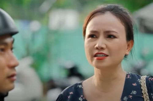 Làng trong phố tập 6: Hoài hậm hực khi chồng thân thiết với nữ hàng xóm