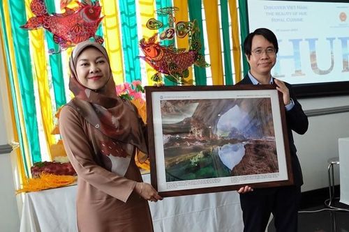 Lan tỏa nghệ thuật ẩm thực cung đình Huế, quảng bá tiếng Việt tại Brunei