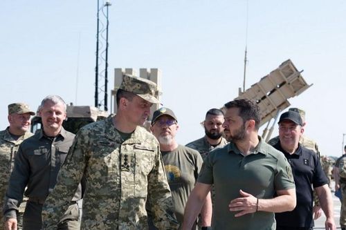 Ông Zelensky nói vũ khí phương Tây hiệu quả, Ukraine nhận thêm thiết giáp Đức