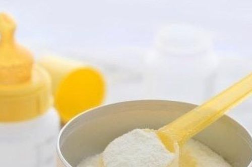WHO cảnh báo quảng cáo sữa công thức ở Việt Nam có nhiều sai lệch