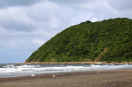 Truy tìm lai lịch thi thể nữ giới xuất hiện trên bãi biển ở Quảng Ninh