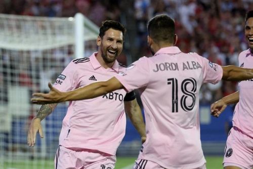 Messi lập cú đúp đưa Inter Miami vào tứ kết Leagues Cup 2023