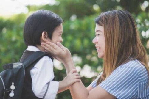 5 câu hỏi mỗi ngày sau giờ học giúp con trưởng thành hơn