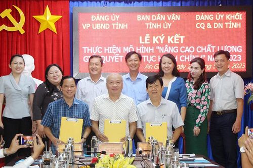 Xây dựng Đảng trong Khối Cơ quan và Doanh nghiệp tỉnh An Giang
