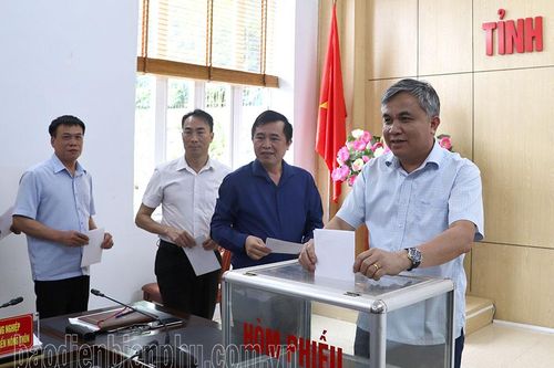 Lay Nưa đạt chuẩn xã nông thôn mới nâng cao