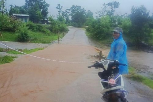 Ẩn họa từ các ngầm, đập tràn trong mùa mưa lũ