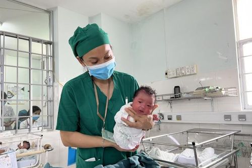 Hơn 130 cán bộ y tế tập huấn về mất cân bằng giới tính khi sinh