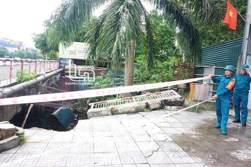 Đề xuất phương án xử lý tình trạng sạt lở chân cầu Mỏ Bạch