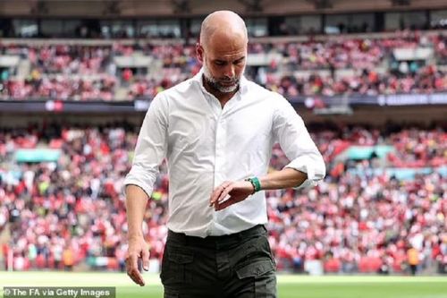 Để mất Siêu Cup Anh, HLV Pep Guardiola phàn nàn về thời gian trận đấu