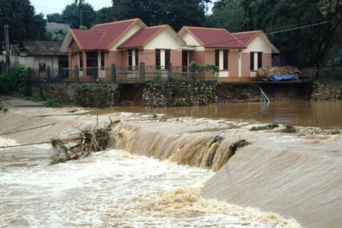 Lào Cai: Một phụ nữ bị lũ ống cuốn mất tích