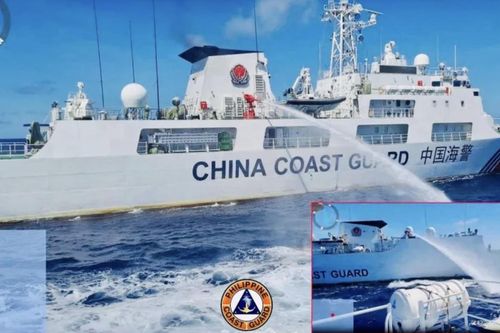 Philippines triệu tập đại sứ Trung Quốc sau vụ tấn công vòi rồng trên Biển Đông