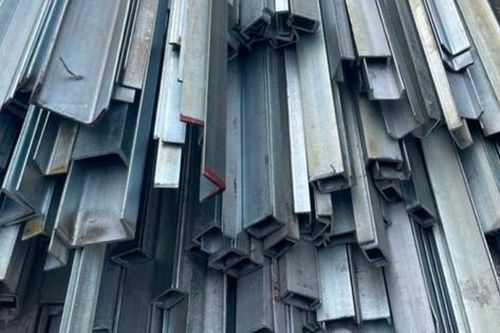 Khởi tố vụ việc làm giả thanh nhôm định hình của nước ngoài