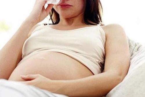 Những bệnh lý nguy hiểm ở mắt khi mang thai mẹ bầu cần biết (P1)