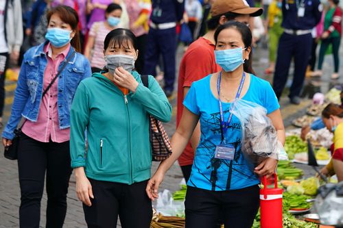 Hơn 76% người lao động tình nguyện làm thêm giờ để cải thiện cuộc sống