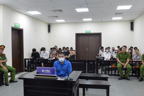Tuyên phạt 10 năm tù chủ quán karaoke