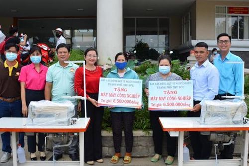 Những mô hình giúp người nghèo vươn lên