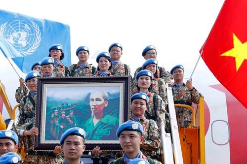Xúc động hình ảnh Đội Công binh số 2 lên đường thực hiện nhiệm vụ gìn giữ hòa bình LHQ tại Abyei