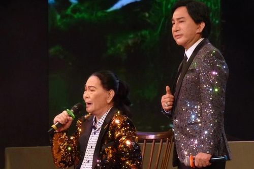 Góc nhìn 365: Ánh đèn sân khấu về khuya