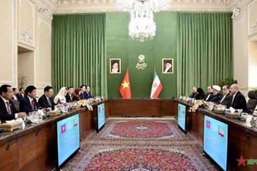 Chủ tịch Quốc hội Vương Đình Huệ hội đàm với Chủ tịch Quốc hội Iran Mohammad Bagher Ghalibaf