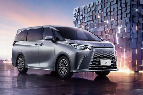 'Chuyên cơ mặt đất' Lexus LM 2024 chốt giá, từ 3,96 tỷ đồng