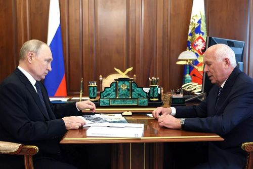 Tổng thống Nga Putin chỉ đạo về sản xuất vũ khí tối tân