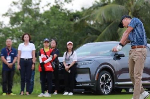 Những cú swing khởi động Giải Vô địch Golf Quốc gia năm 2023 – Cúp VinFast