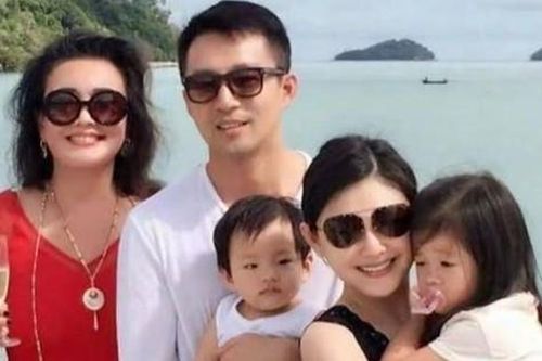 Từ Hy Viên kiện cả chồng và mẹ chồng cũ