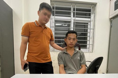 Tạm giữ quân nhân đảo ngũ