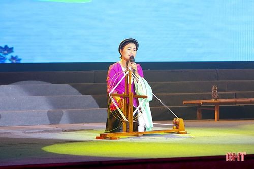 Thổn thức với 'Giặm tương tư' đạt giải A Liên hoan Dân ca ví, giặm Nghệ Tĩnh