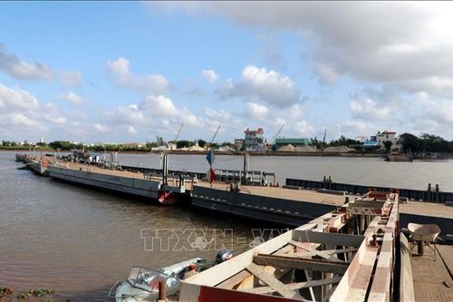 Khắc phục xong sự cố cầu phao Ninh Cường