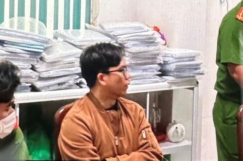 Bắt kế toán trưởng trung tâm y tế tham ô hơn 7 tỷ đồng
