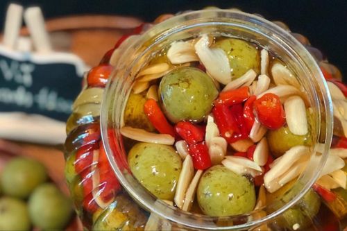 Sấu ngâm mắm chua cay - món ăn đưa cơm khó cưỡng