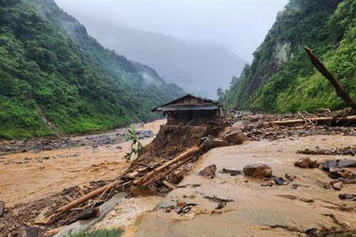 Kích hoạt ngay phương án '4 tại chỗ' để ứng phó với thiên tai, mưa lũ