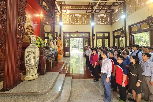 Hướng đến kỷ niệm 135 năm Ngày sinh Chủ tịch Tôn Đức Thắng