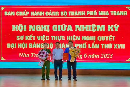 Nha Trang: Tích cực đổi mới phương thức lãnh đạo của Đảng Kỳ 2: Nâng cao chất lượng công tác xây dựng Đảng