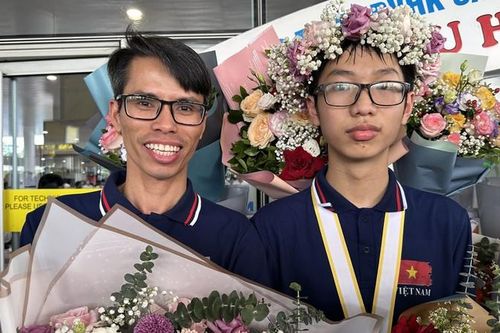 Nối tiếp người anh đoạt Huy chương vàng Olympic Toán học quốc tế