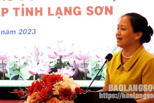 Thường trực Thành ủy trao đổi và làm việc với Hiệp hội Doanh nghiệp tỉnh